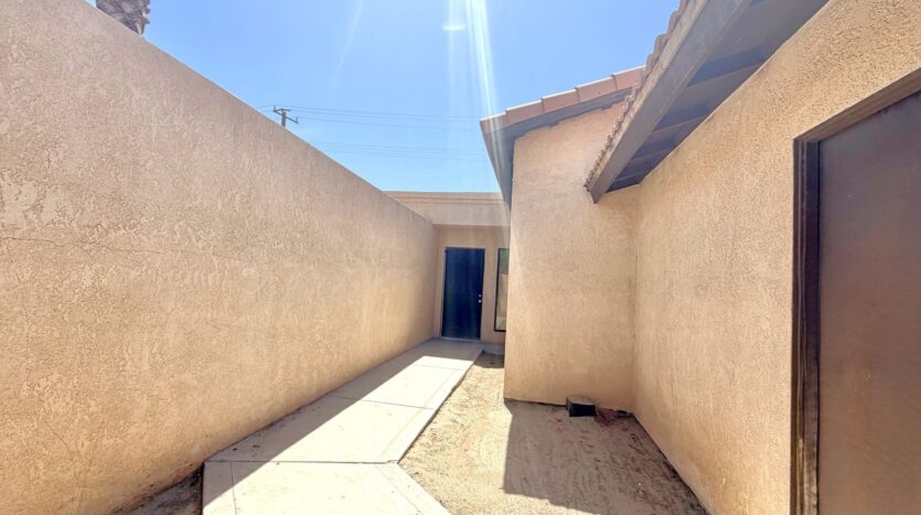 33387 Shifting Sands Trail  - Cathedral City - California - 2 bed, 2 bath rental property