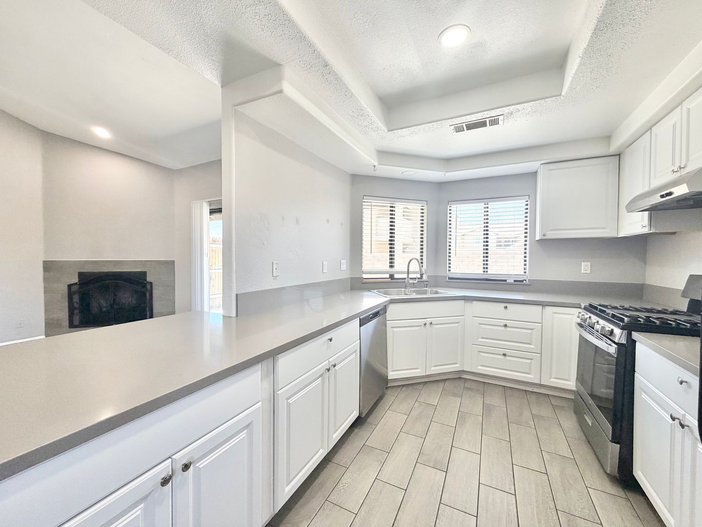 33387 Shifting Sands Trail  - Cathedral City - California - 2 bed, 2 bath rental property