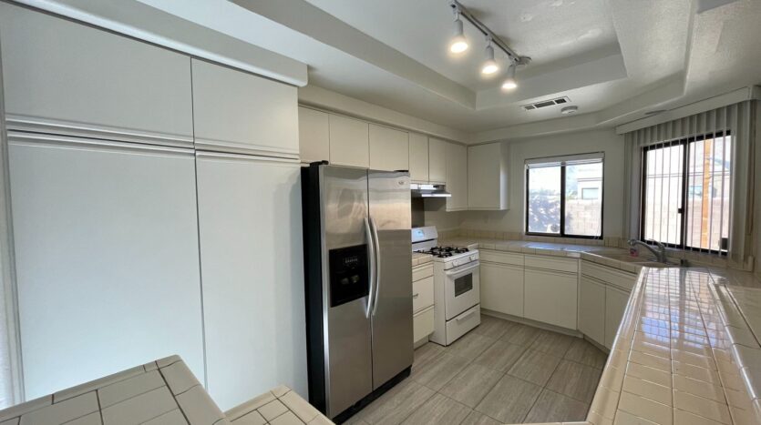 33387 Shifting Sands Trail  - Cathedral City - California - 2 bed, 2 bath rental property
