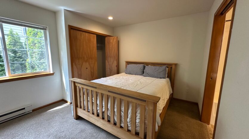 3340 Southbend Pl  - Bellingham - Washington - 2 bed, 1 bath rental property