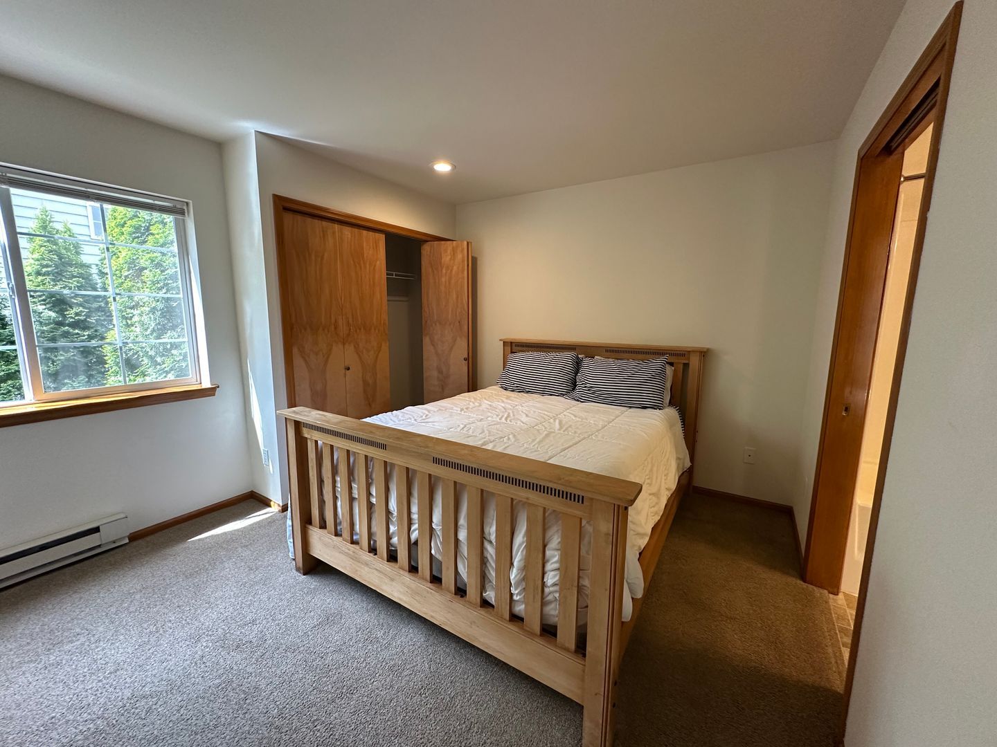 3340 Southbend Pl  - Bellingham - Washington - 2 bed, 1 bath rental property