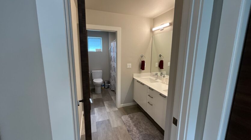 33472 Holly Ave SE - Black Diamond - Washington - 4 bed, 3 bath rental property