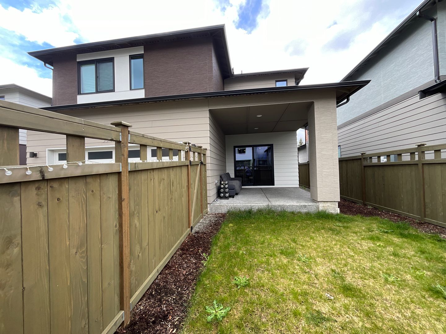 33472 Holly Ave SE - Black Diamond - Washington - 4 bed, 3 bath rental property