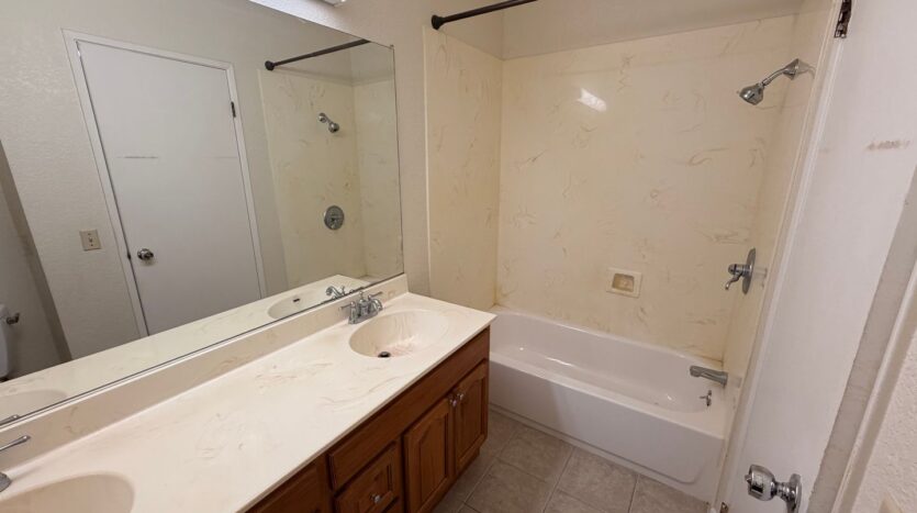 3395 Pinewood Terrace APT 202 - Fremont - California - 1 bed, 1 bath rental property