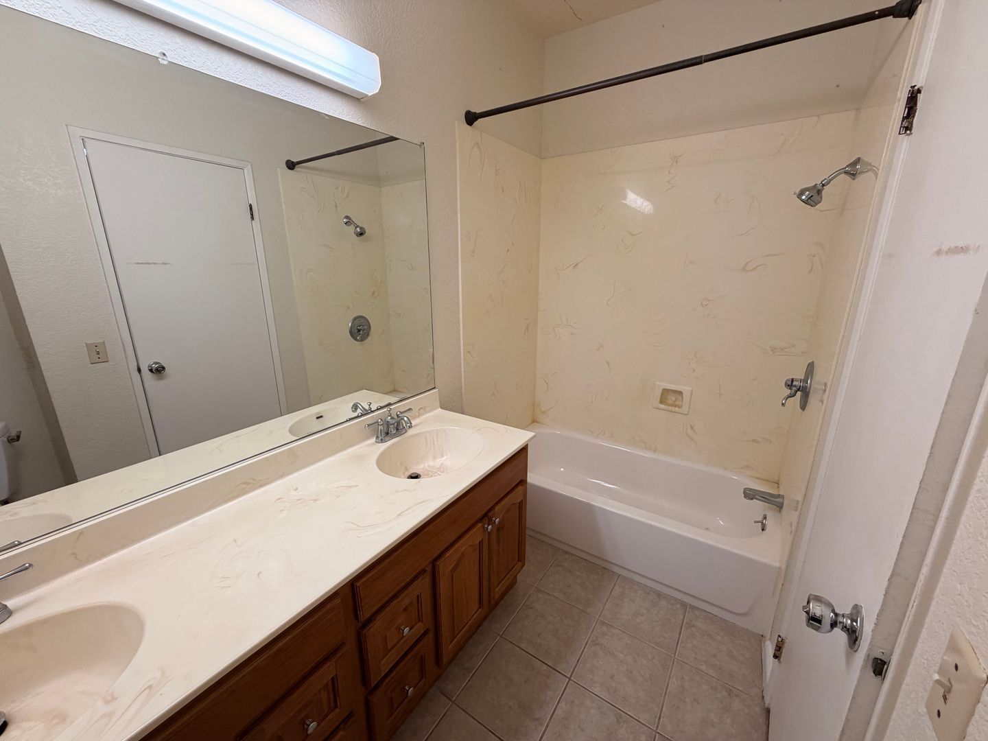 3395 Pinewood Terrace APT 202 - Fremont - California - 1 bed, 1 bath rental property