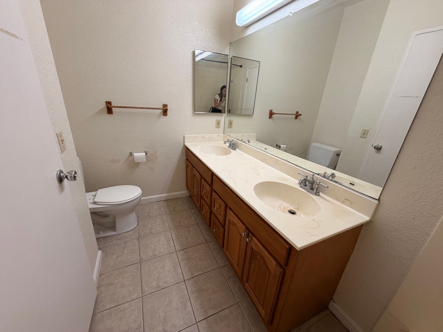 3395 Pinewood Terrace APT 202 - Fremont - California - 1 bed, 1 bath rental property