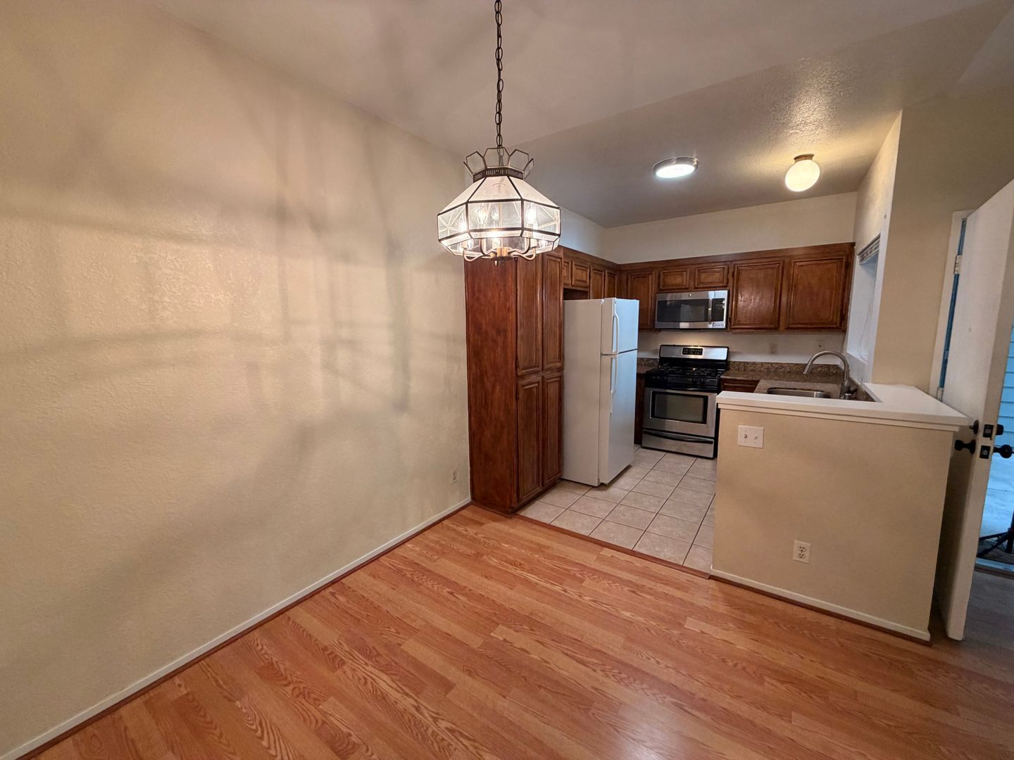 3395 Pinewood Terrace APT 202 - Fremont - California - 1 bed, 1 bath rental property