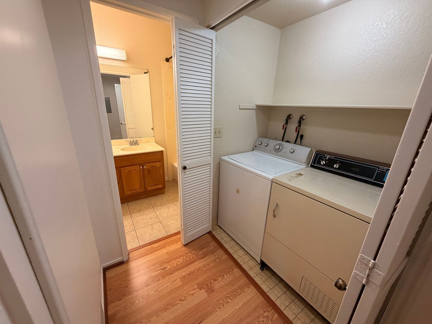 3395 Pinewood Terrace APT 202 - Fremont - California - 1 bed, 1 bath rental property