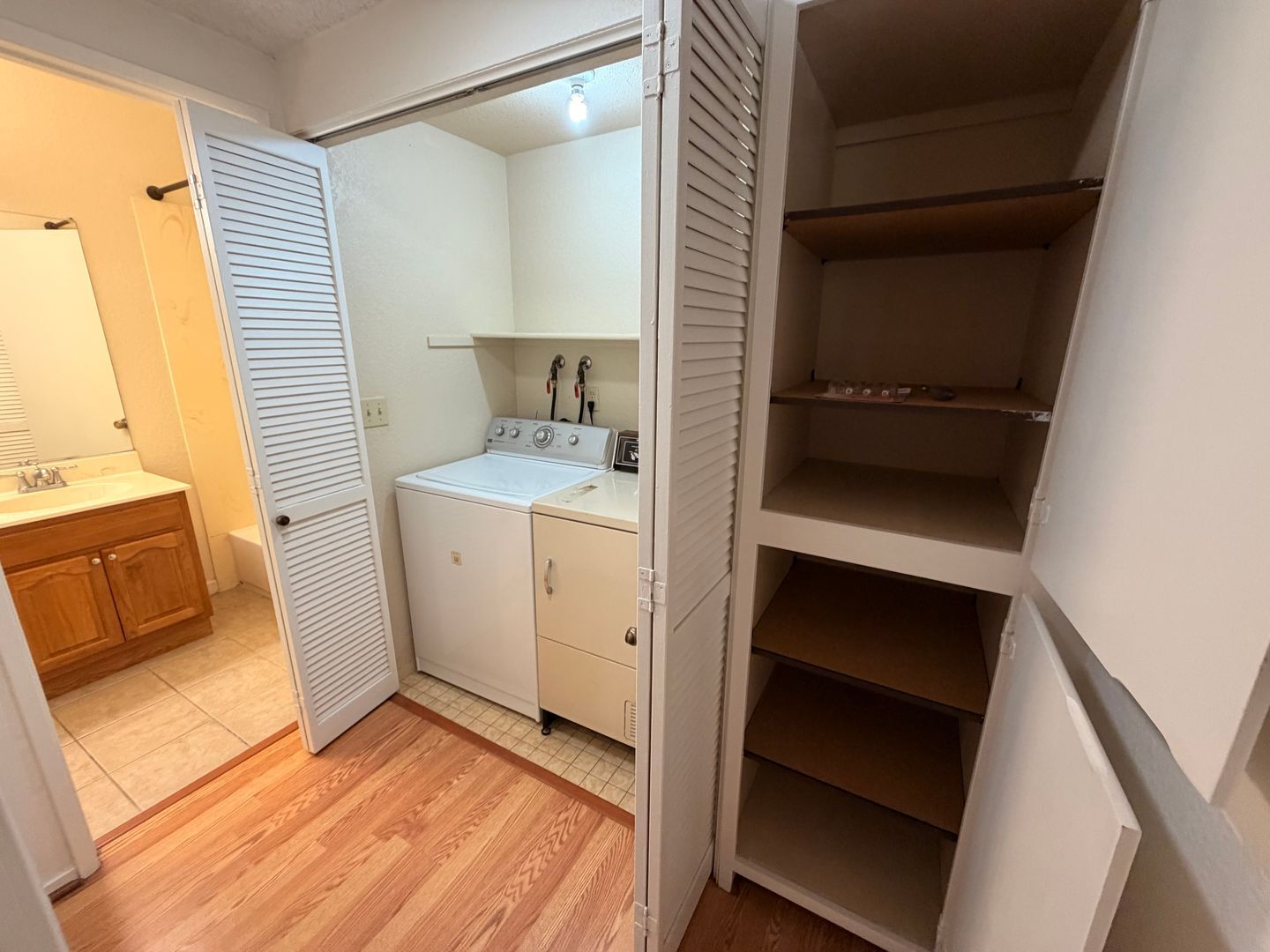 3395 Pinewood Terrace APT 202 - Fremont - California - 1 bed, 1 bath rental property