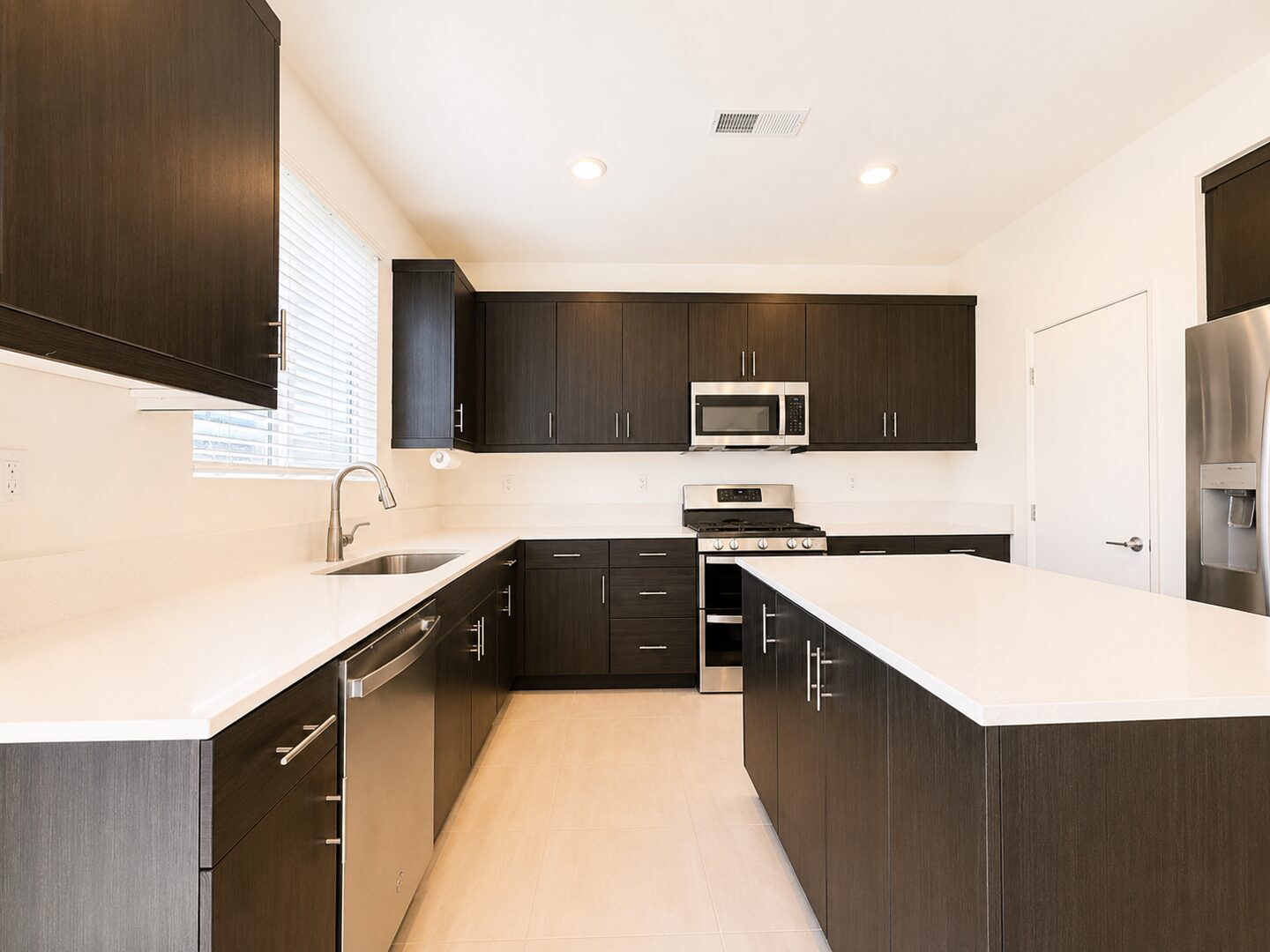 34710 Criollo Way - Fallbrook - California - 3 bed, 2.5 bath rental property
