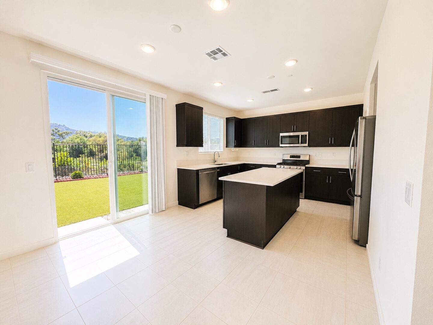 34710 Criollo Way - Fallbrook - California - 3 bed, 2.5 bath rental property