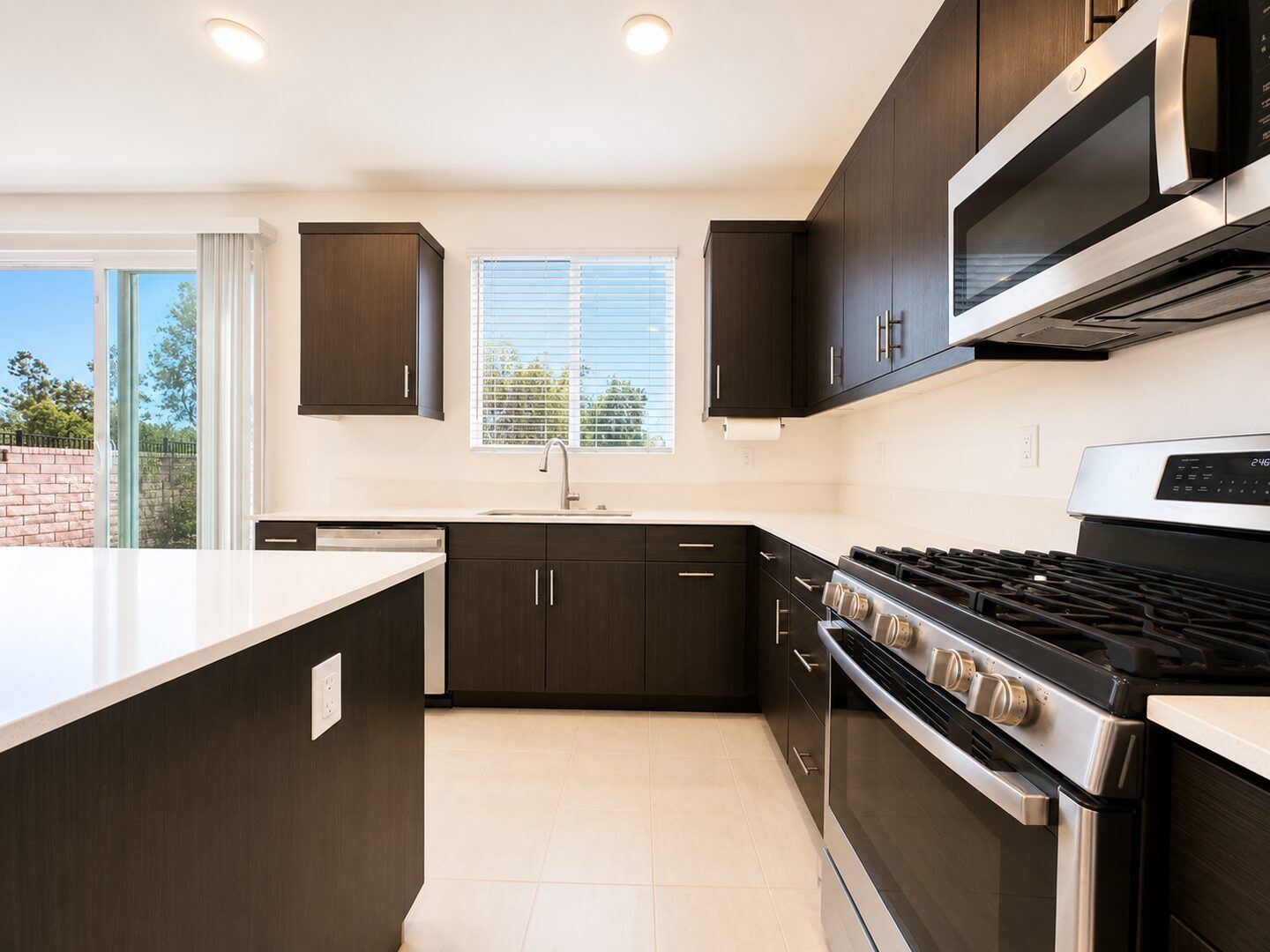 34710 Criollo Way - Fallbrook - California - 3 bed, 2.5 bath rental property
