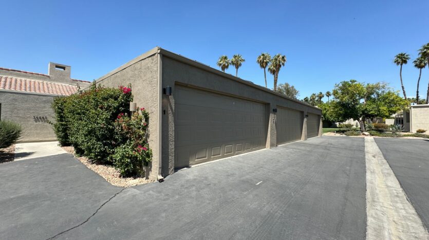 34983 Mission Hills Dr - Rancho Mirage - California - 2 bed, 2 bath rental property