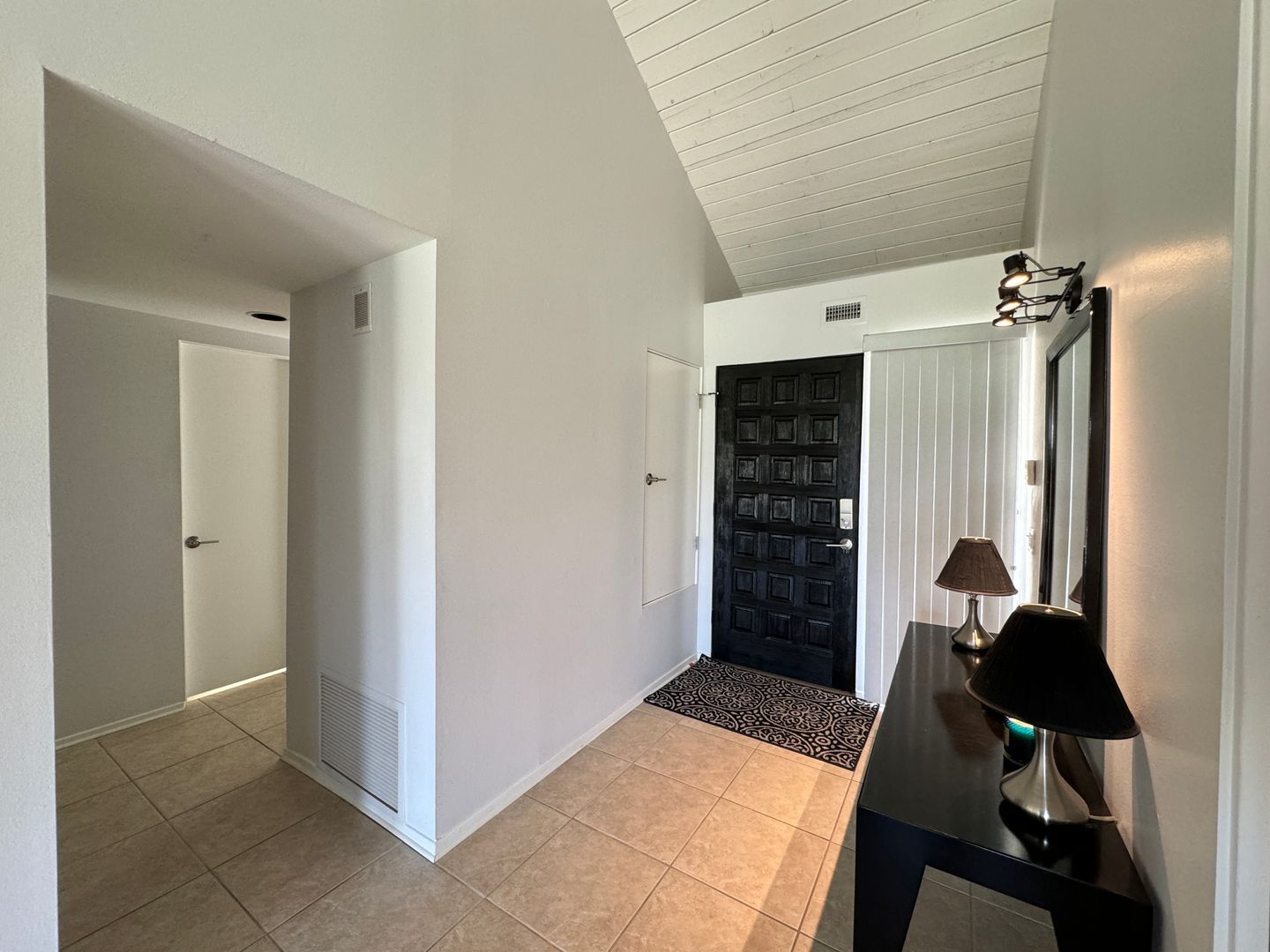 34983 Mission Hills Dr - Rancho Mirage - California - 2 bed, 2 bath rental property
