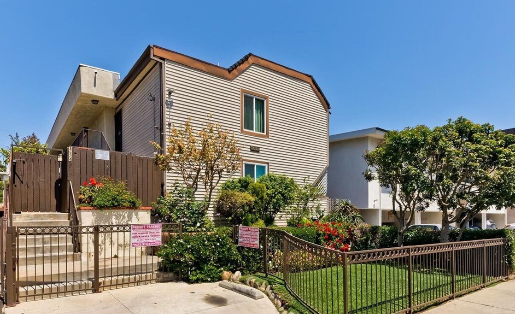 3624 Westwood Blvd #200 - Los Angeles - California - 2 bed, 2 bath rental property