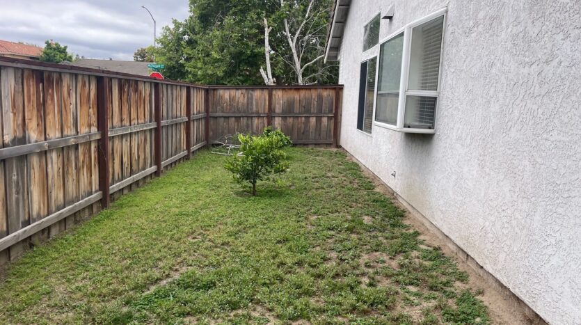 3712 McDougald Blvd - Stockton - California - 3 bed, 2 bath rental property