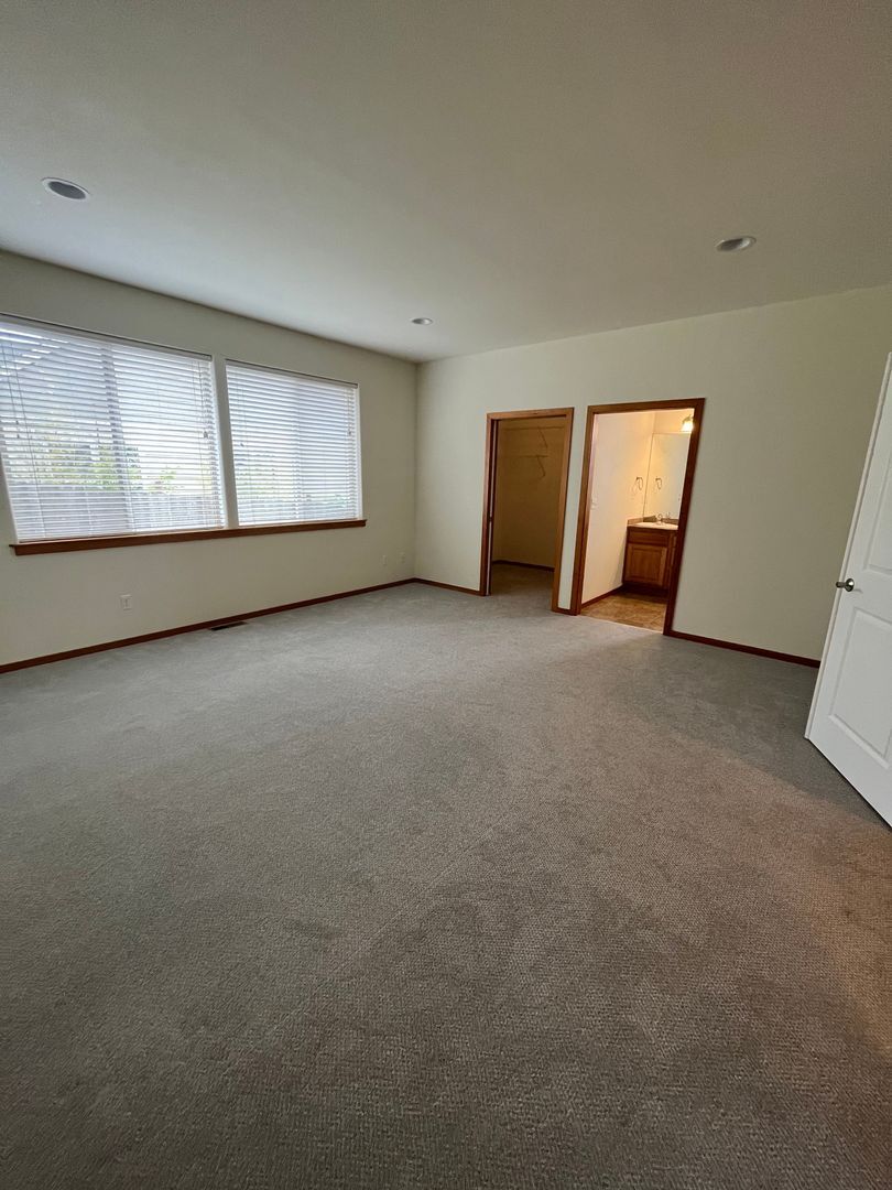 3724 Bristol St. - Bellingham - Washington - 3 bed, 2 bath rental property