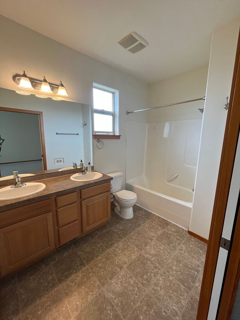 3724 Bristol St. - Bellingham - Washington - 3 bed, 2 bath rental property