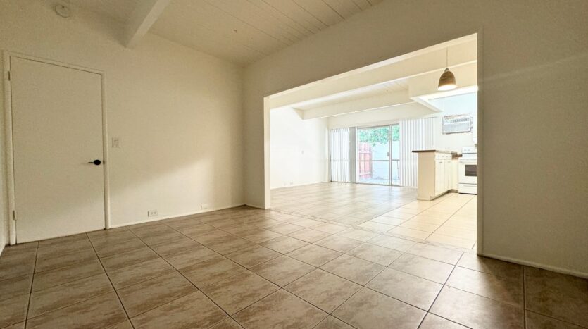 3737 East Calle De Carlos  - Unit 3 - Palm Springs - California - 1 bath rental property
