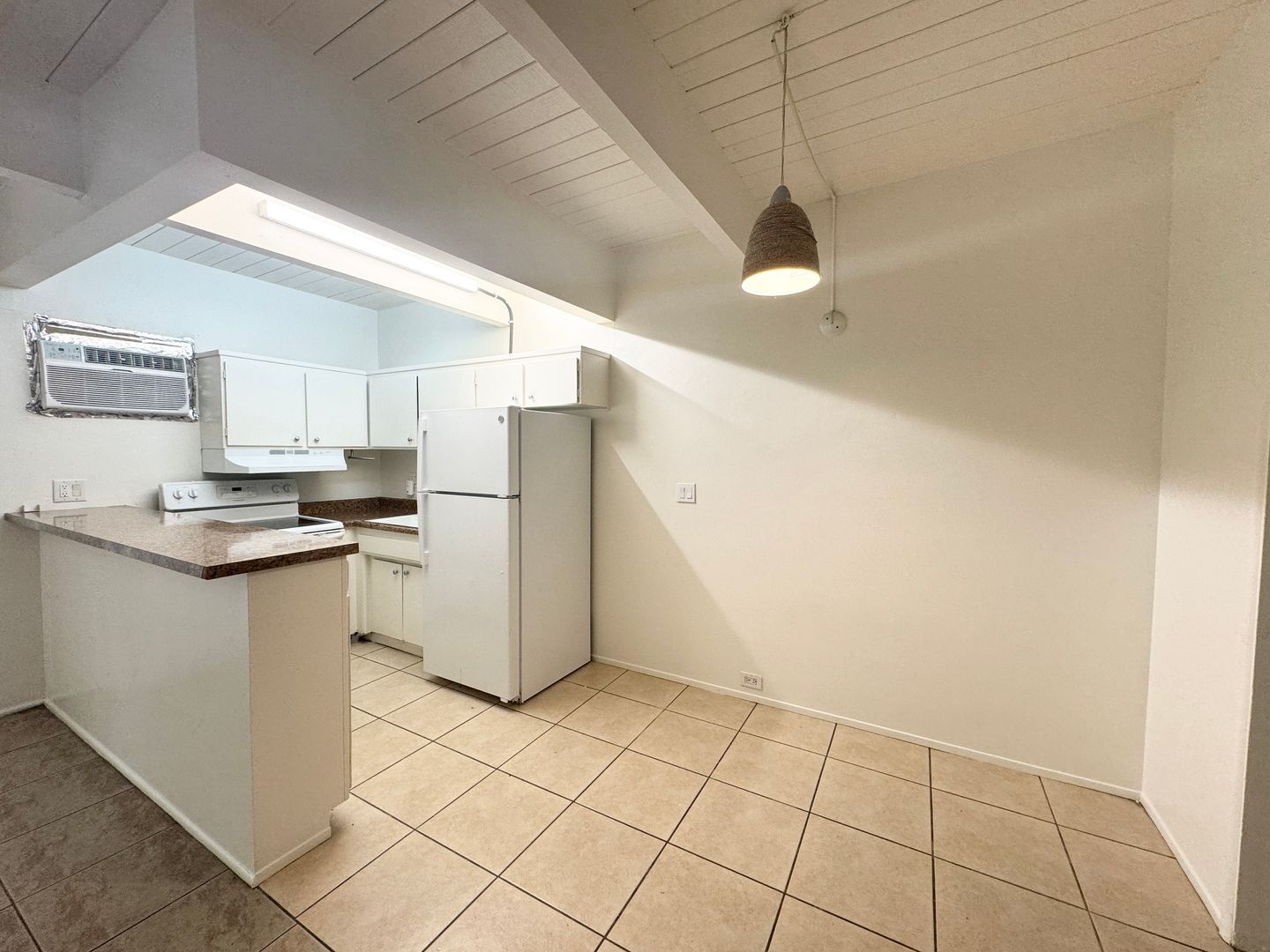 3737 East Calle De Carlos  - Unit 3 - Palm Springs - California - 1 bath rental property