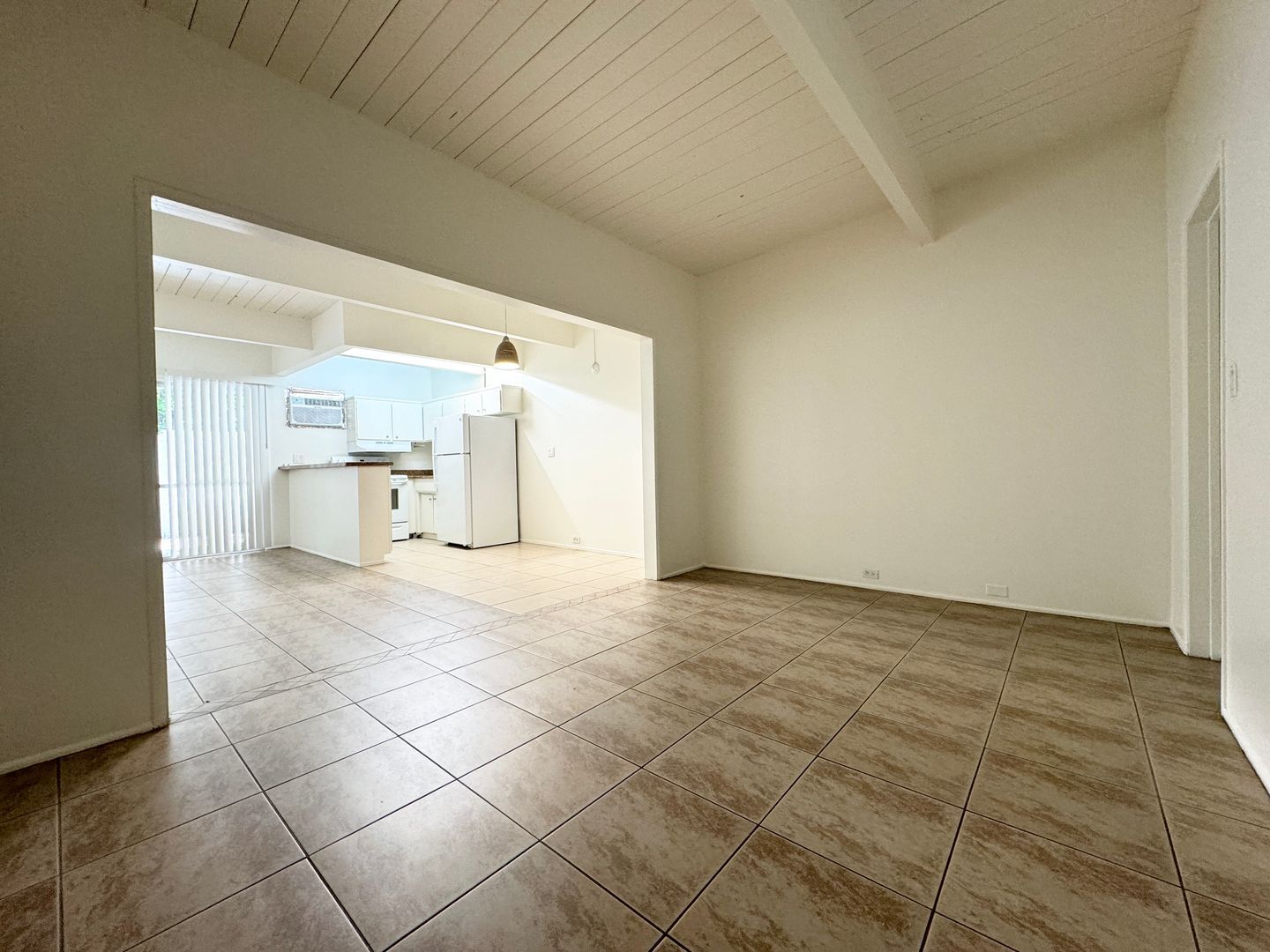 3737 East Calle De Carlos  - Unit 3 - Palm Springs - California - 1 bath rental property