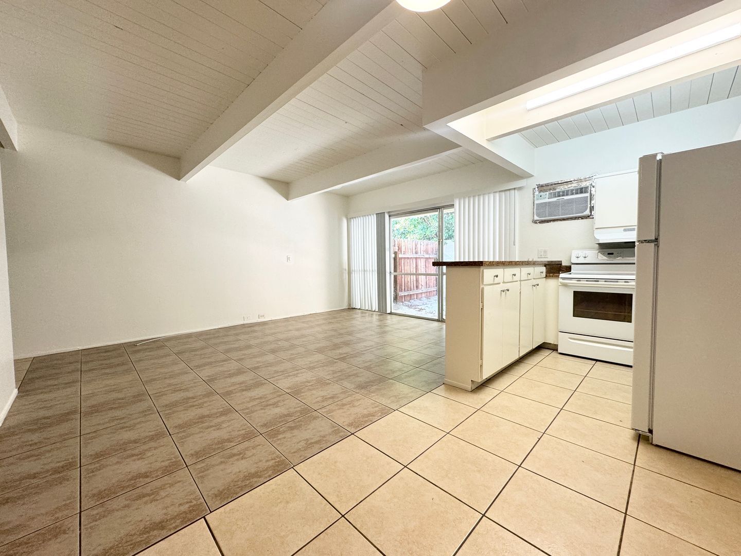 3737 East Calle De Carlos  - Unit 3 - Palm Springs - California - 1 bath rental property