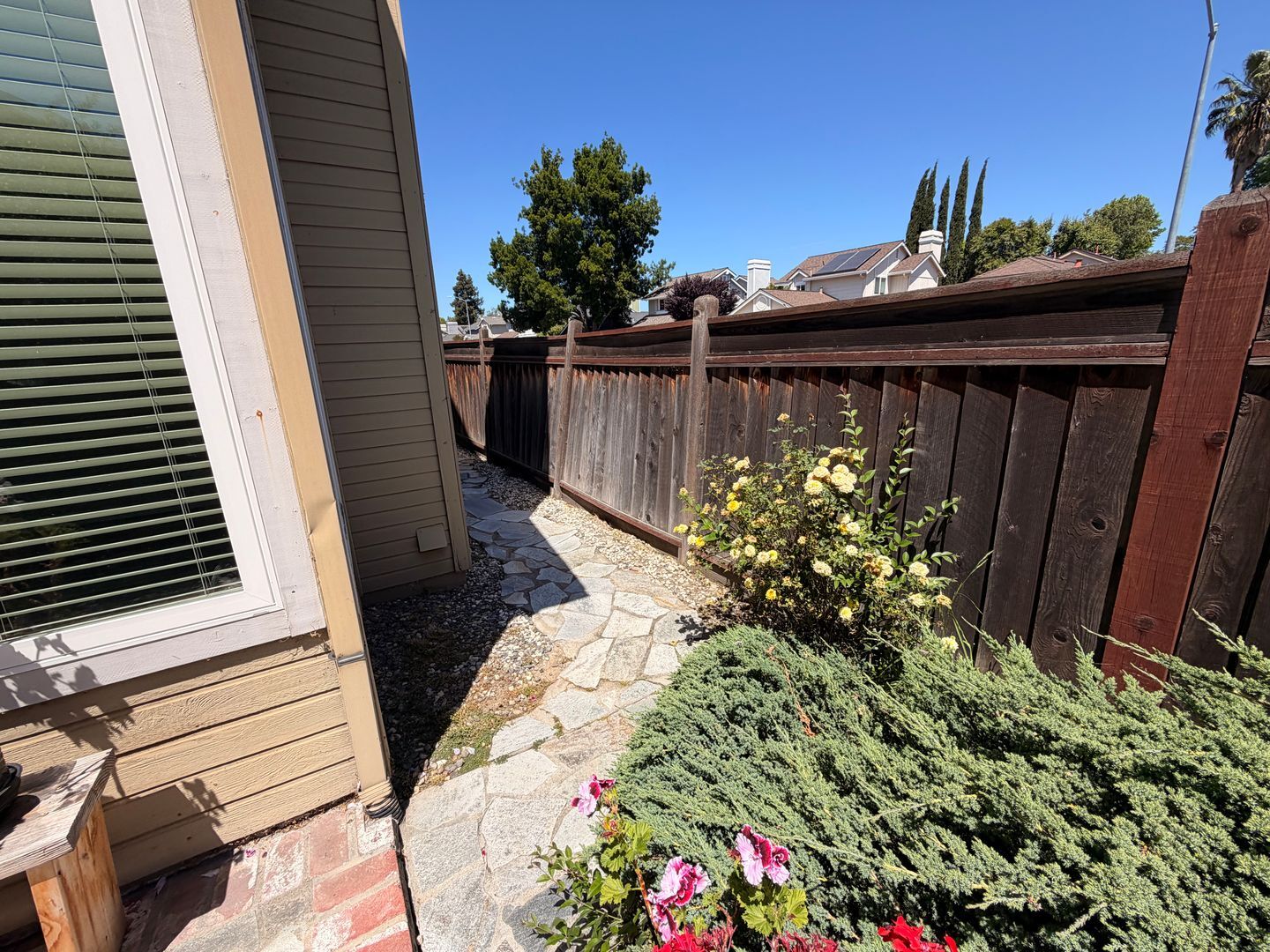 3906 Eilene Court - Pleasanton - California - 3 bed, 3 bath rental property