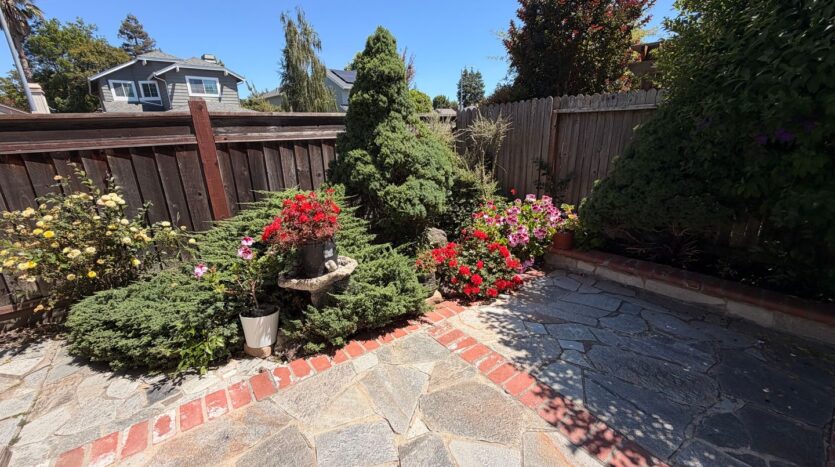 3906 Eilene Court - Pleasanton - California - 3 bed, 3 bath rental property