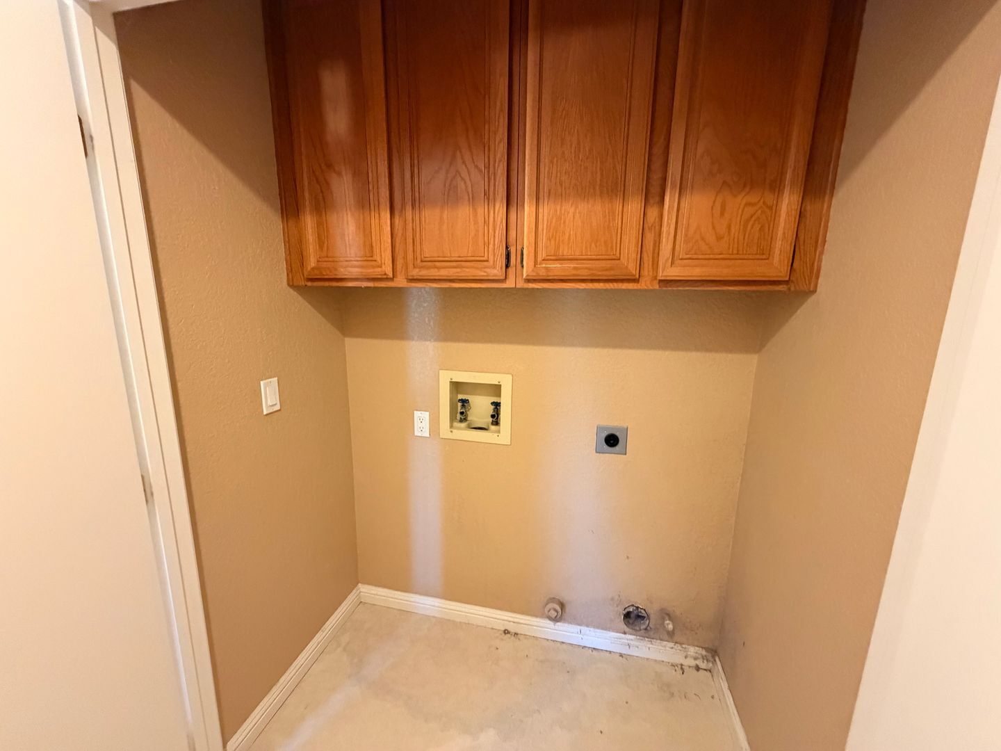3906 Eilene Court - Pleasanton - California - 3 bed, 3 bath rental property