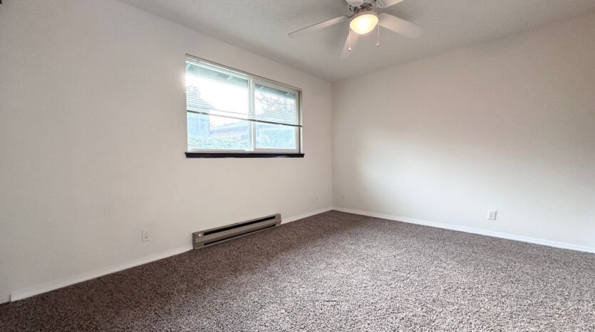 39910 McCormick Dr - Sandy - Oregon - 2 bed, 1 bath rental property