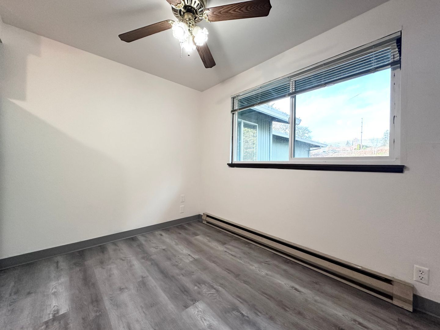 39910 McCormick Dr - Sandy - Oregon - 2 bed, 1 bath rental property