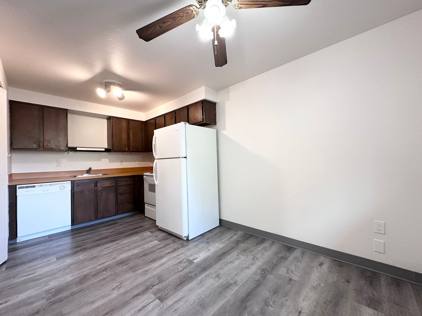 39910 McCormick Dr - Sandy - Oregon - 2 bed, 1 bath rental property