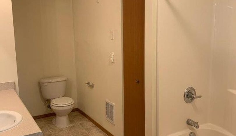 4018 Northwest Avenue - Bellingham - Washington - 2 bed, 2 bath rental property