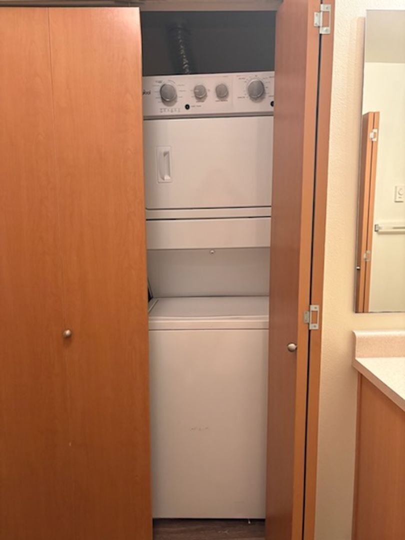 4018 Northwest Avenue - Bellingham - Washington - 2 bed, 2 bath rental property