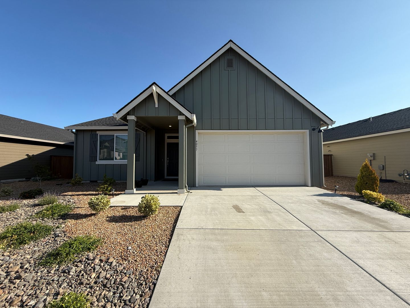 4057 SW Reindeer Ave  - Redmond - Oregon - 4 bed, 2 bath rental property