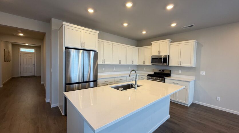4057 SW Reindeer Ave  - Redmond - Oregon - 4 bed, 2 bath rental property