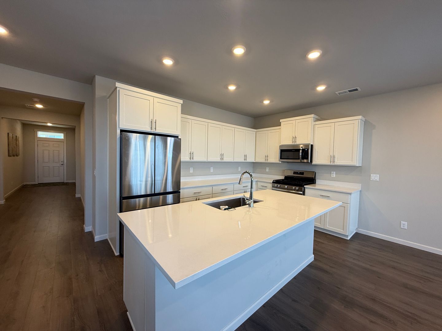 4057 SW Reindeer Ave  - Redmond - Oregon - 4 bed, 2 bath rental property