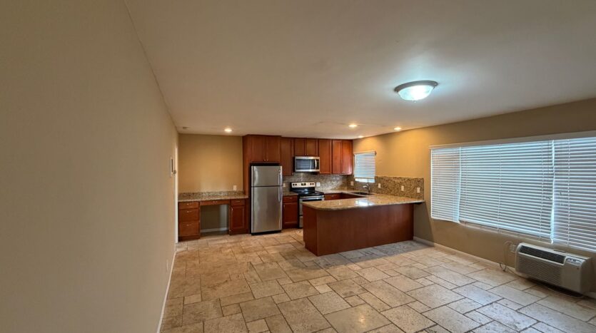 421 South Mollison Avenue - El Cajon - California - 1 bed, 1 bath rental property