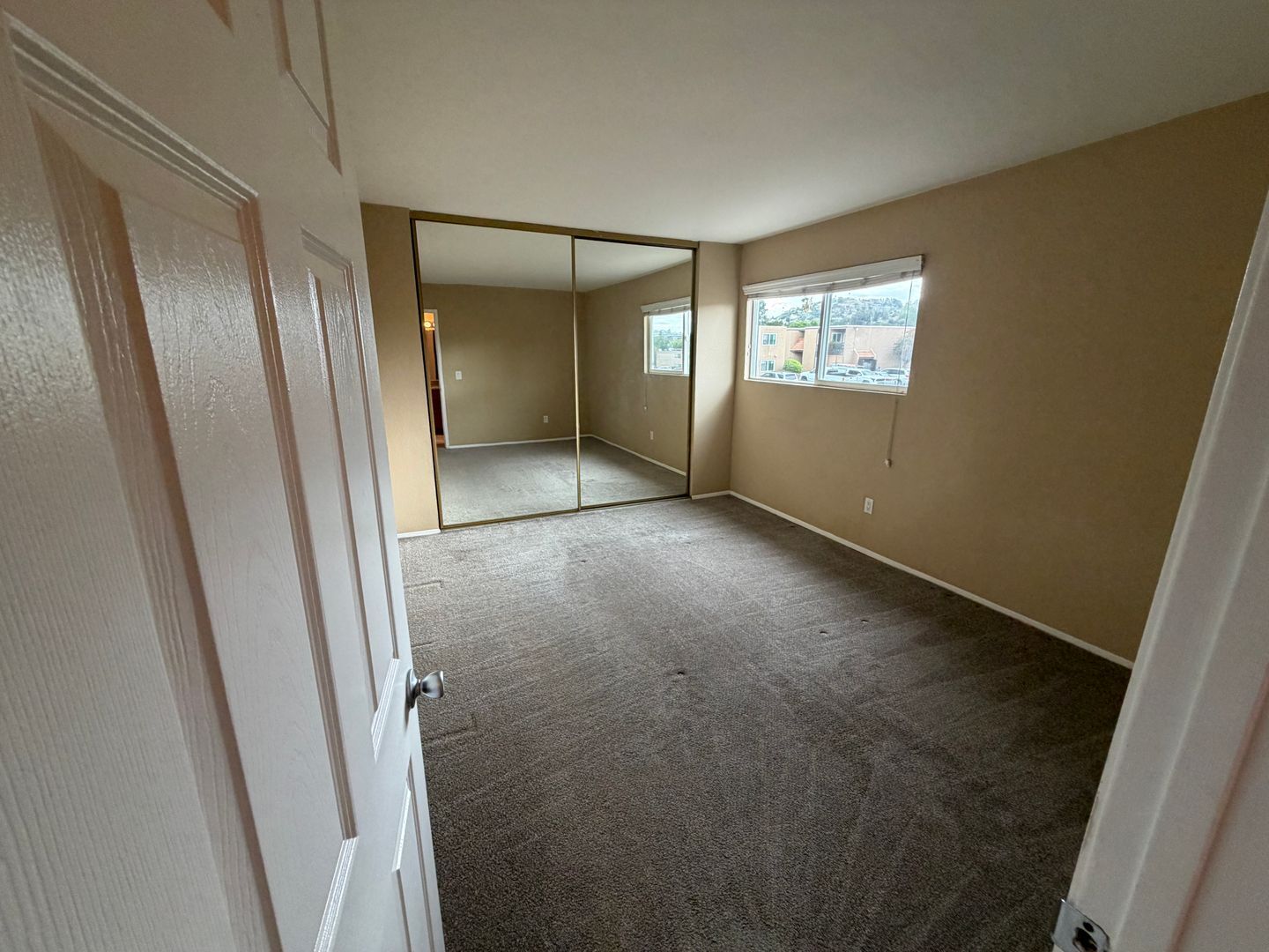 421 South Mollison Avenue - El Cajon - California - 1 bed, 1 bath rental property