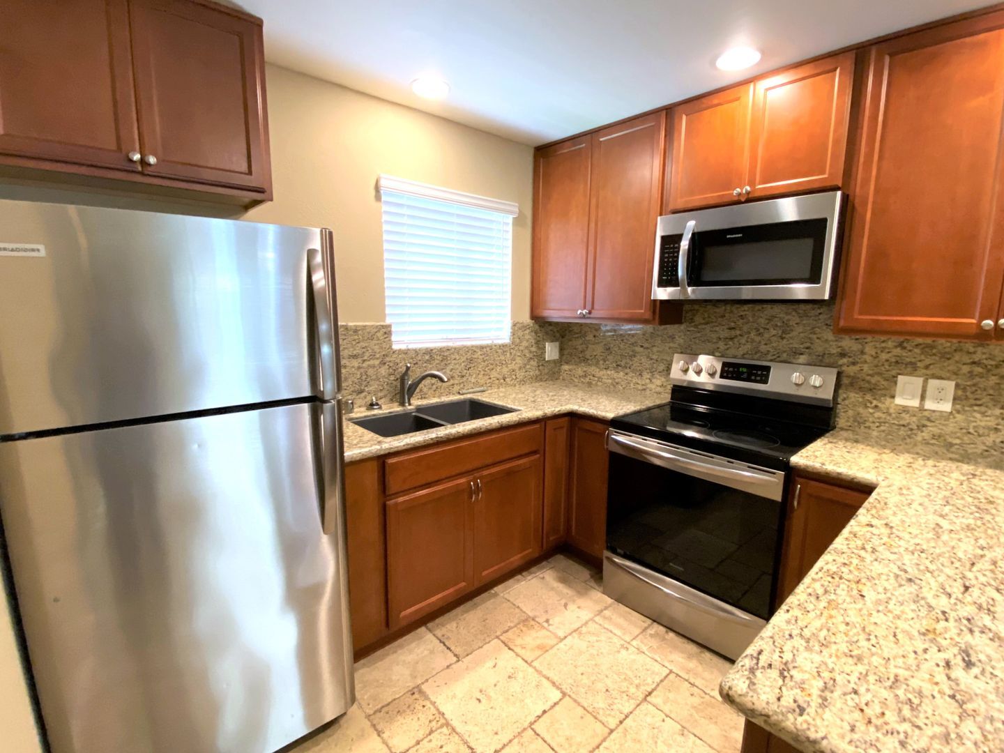 421 South Mollison Avenue - El Cajon - California - 2 bed, 1 bath rental property