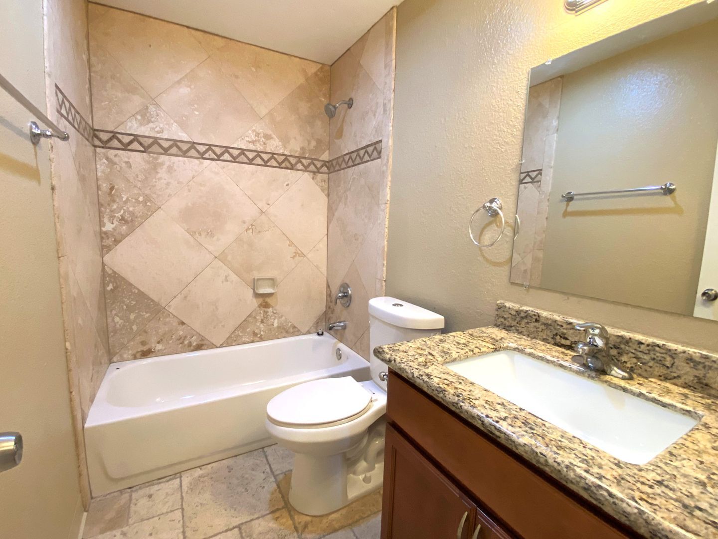 421 South Mollison Avenue - El Cajon - California - 2 bed, 1 bath rental property