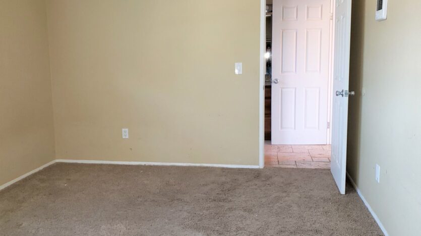 421 South Mollison Avenue - El Cajon - California - 1 bed, 1 bath rental property
