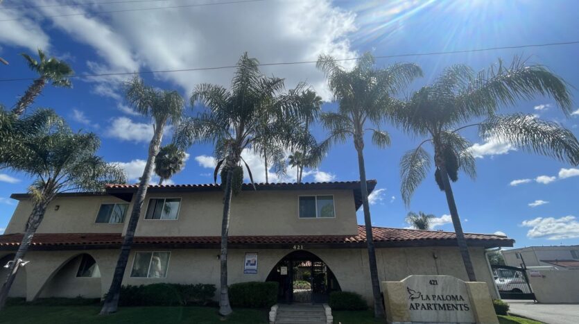 421 South Mollison Avenue - El Cajon - California - 2 bed, 1 bath rental property
