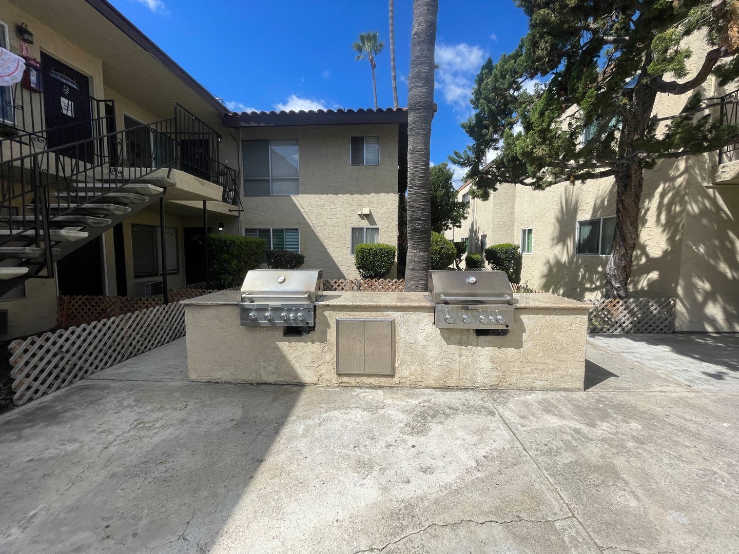 421 South Mollison Avenue - El Cajon - California - 2 bed, 1 bath rental property
