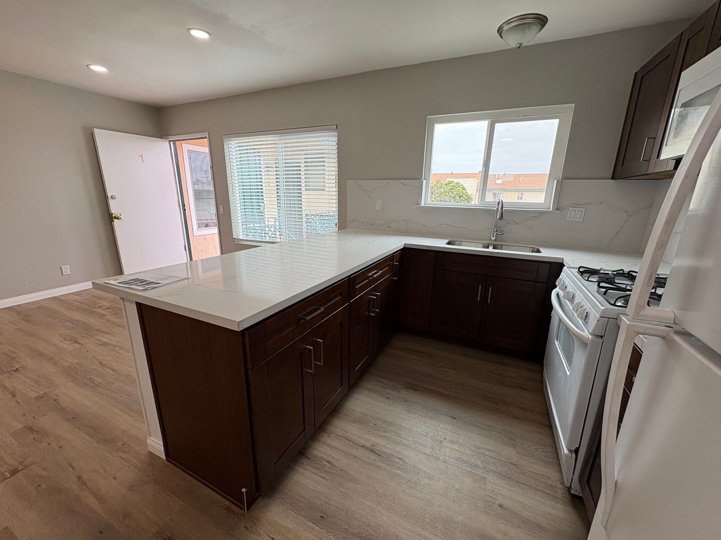 4216 Euclid Avenue - Unit 07 - San Diego - California - 1 bed, 1 bath rental property
