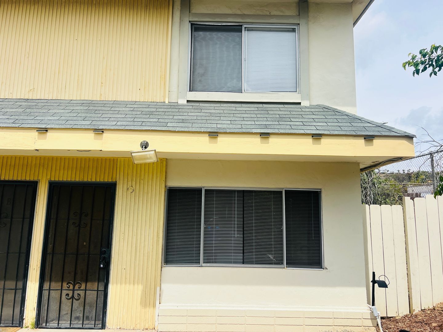 4265 Schoolridge Lane Unit A - La Mesa - California - 2 bed, 1 bath rental property