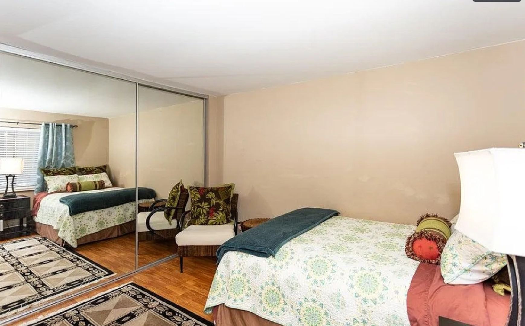 42935 15th St. West #5 - Gardena - California - 2 bed, 2.5 bath rental property