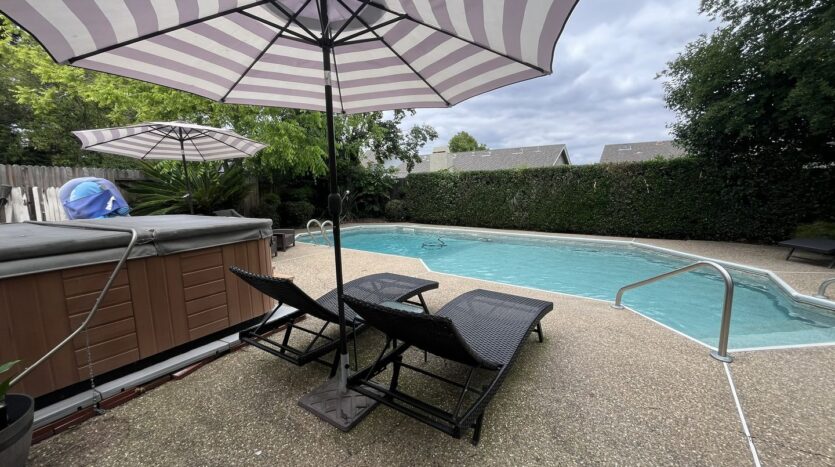 434 Taggert Ct - Roseville - California - 5 bed, 3 bath rental property