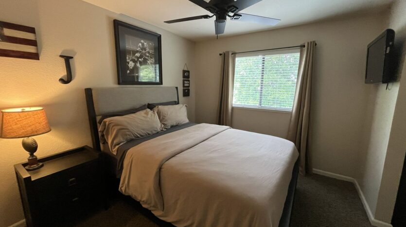 434 Taggert Ct - Roseville - California - 5 bed, 3 bath rental property