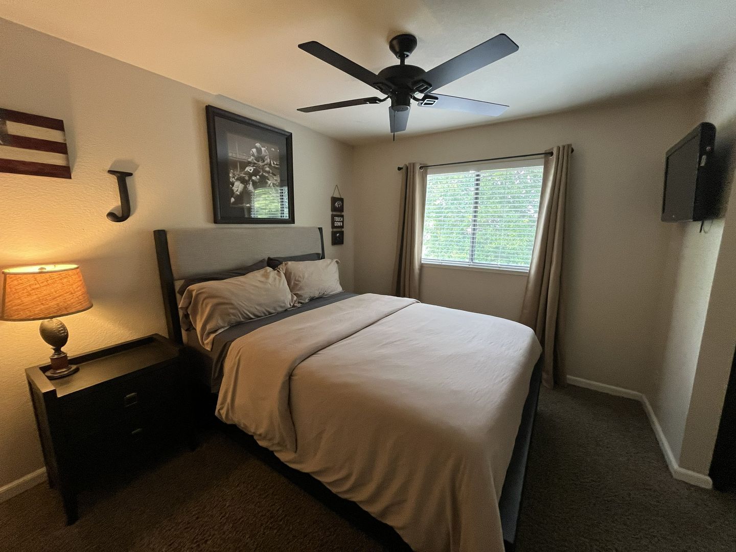 434 Taggert Ct - Roseville - California - 5 bed, 3 bath rental property